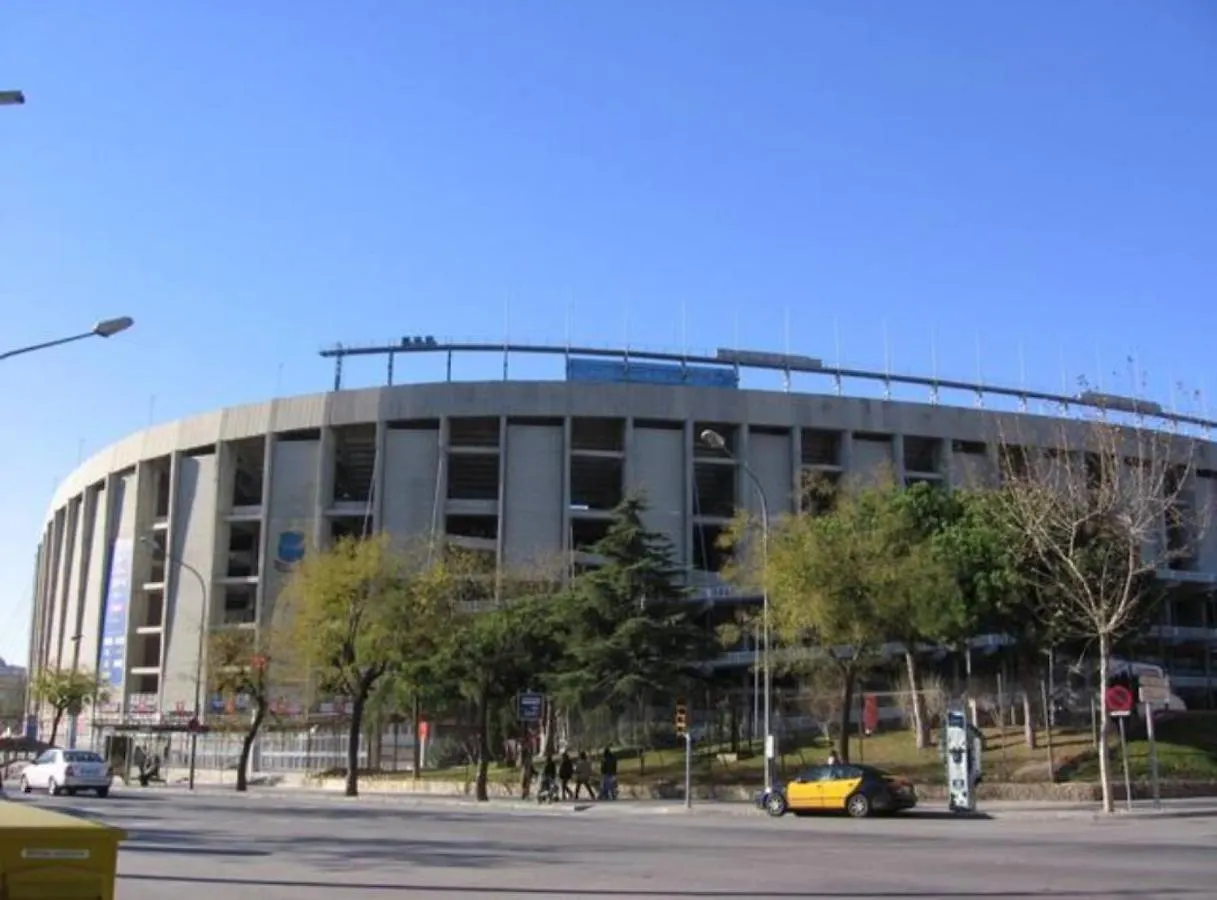 Daire Ramblasrentals Chic & Spacious Flat Pool Table 15M Ramblas - Parking - Wifi Barselona