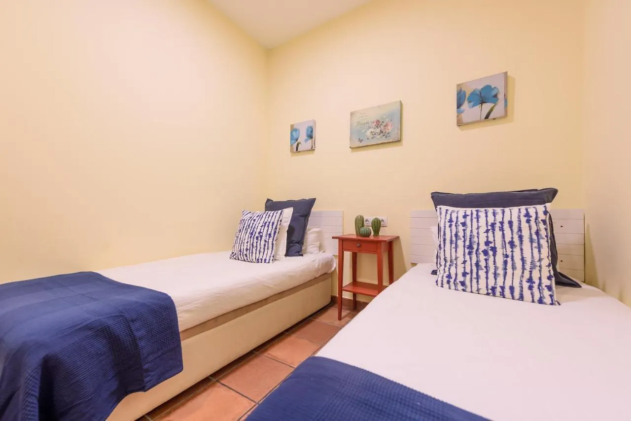 Ramblasrentals Chic & Spacious Flat Pool Table 15M Ramblas - Parking - Wifi Barselona Daire